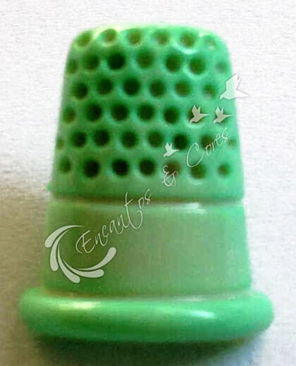 BOTÃO DE PLÁSTICO INFANTIL DEDAL VERDE 1.5X1.5 CM 5UN